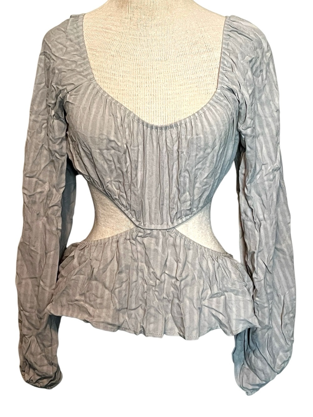 Peach Love Women’s Light Green Long Sleeve Cutout Peplum Top Medium